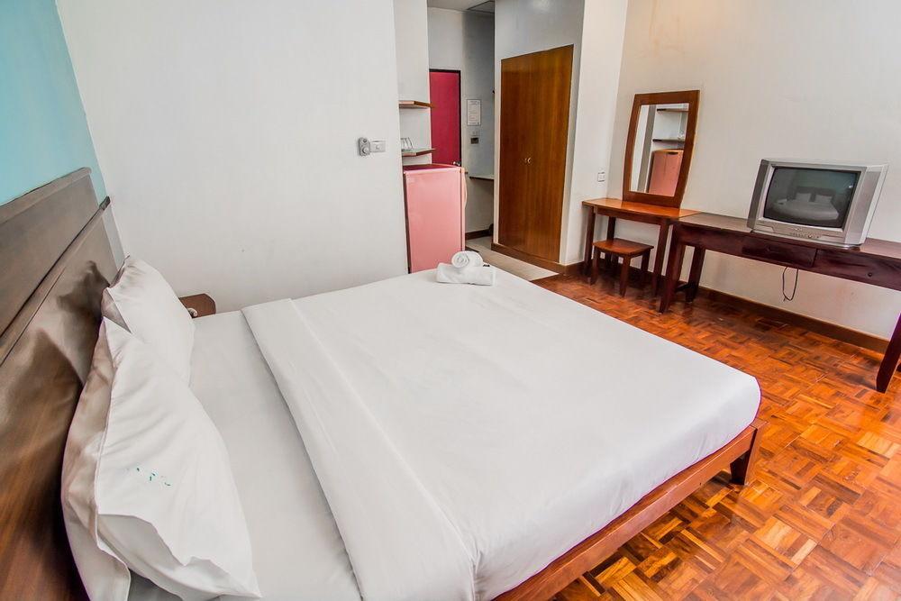 Sutus Court 3 Hotell Pattaya Eksteriør bilde