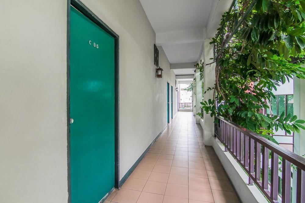 Sutus Court 3 Hotell Pattaya Eksteriør bilde