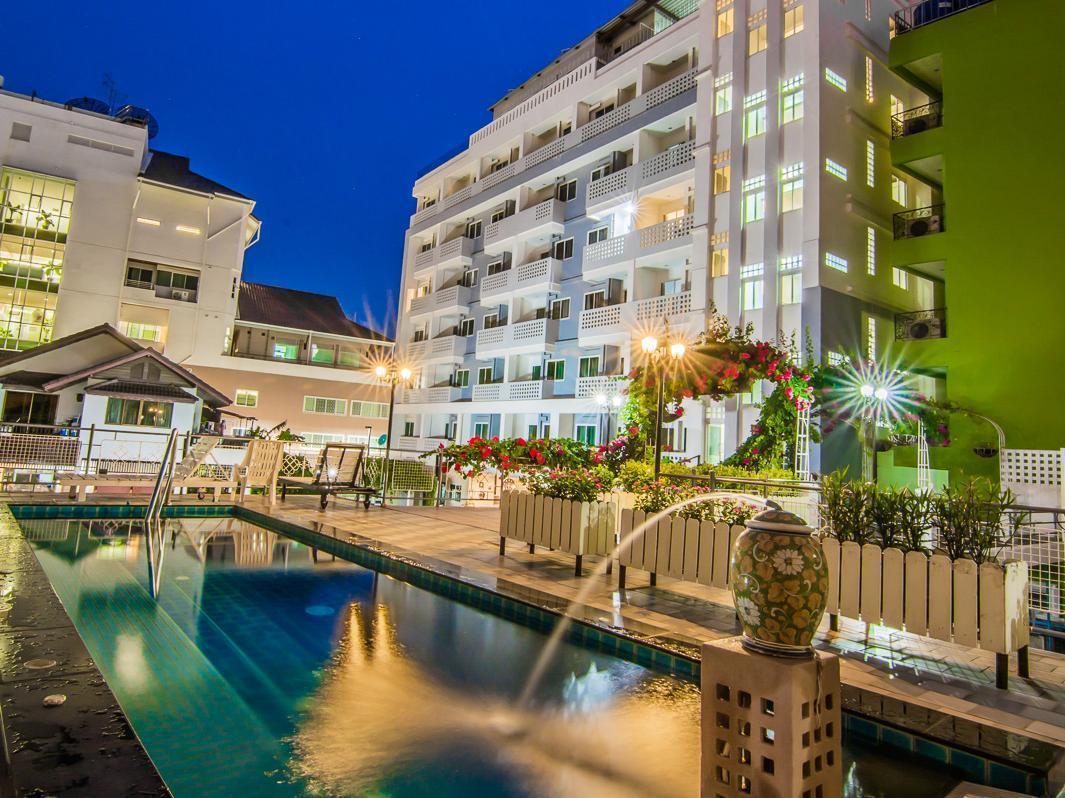 Sutus Court 3 Hotell Pattaya Eksteriør bilde